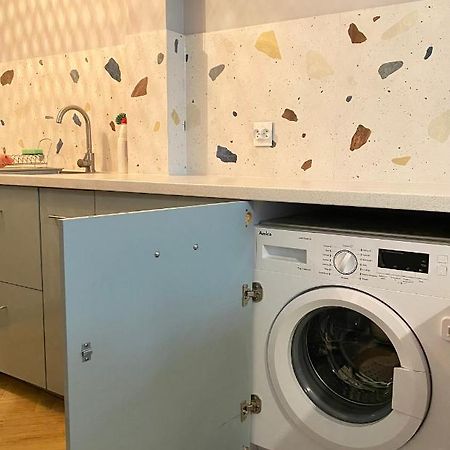 Apartment Close To Metro, 8 Minutes To Centrum And Near Airport Warschau Exterior foto