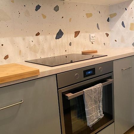 Apartment Close To Metro, 8 Minutes To Centrum And Near Airport Warschau Exterior foto