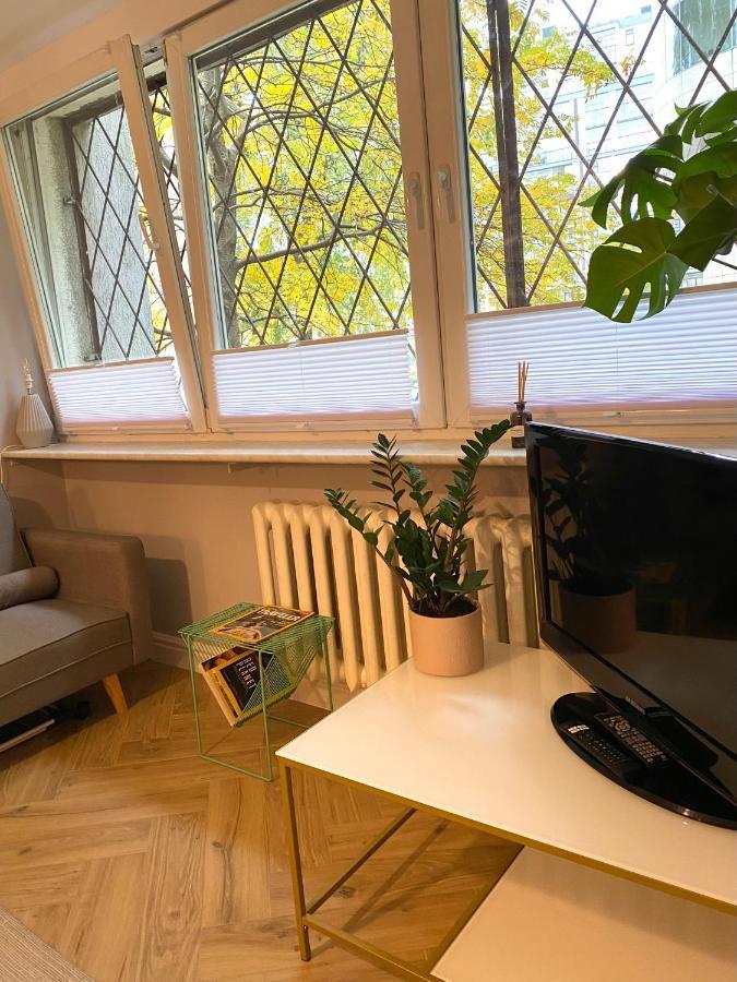 Apartment Close To Metro, 8 Minutes To Centrum And Near Airport Warschau Exterior foto